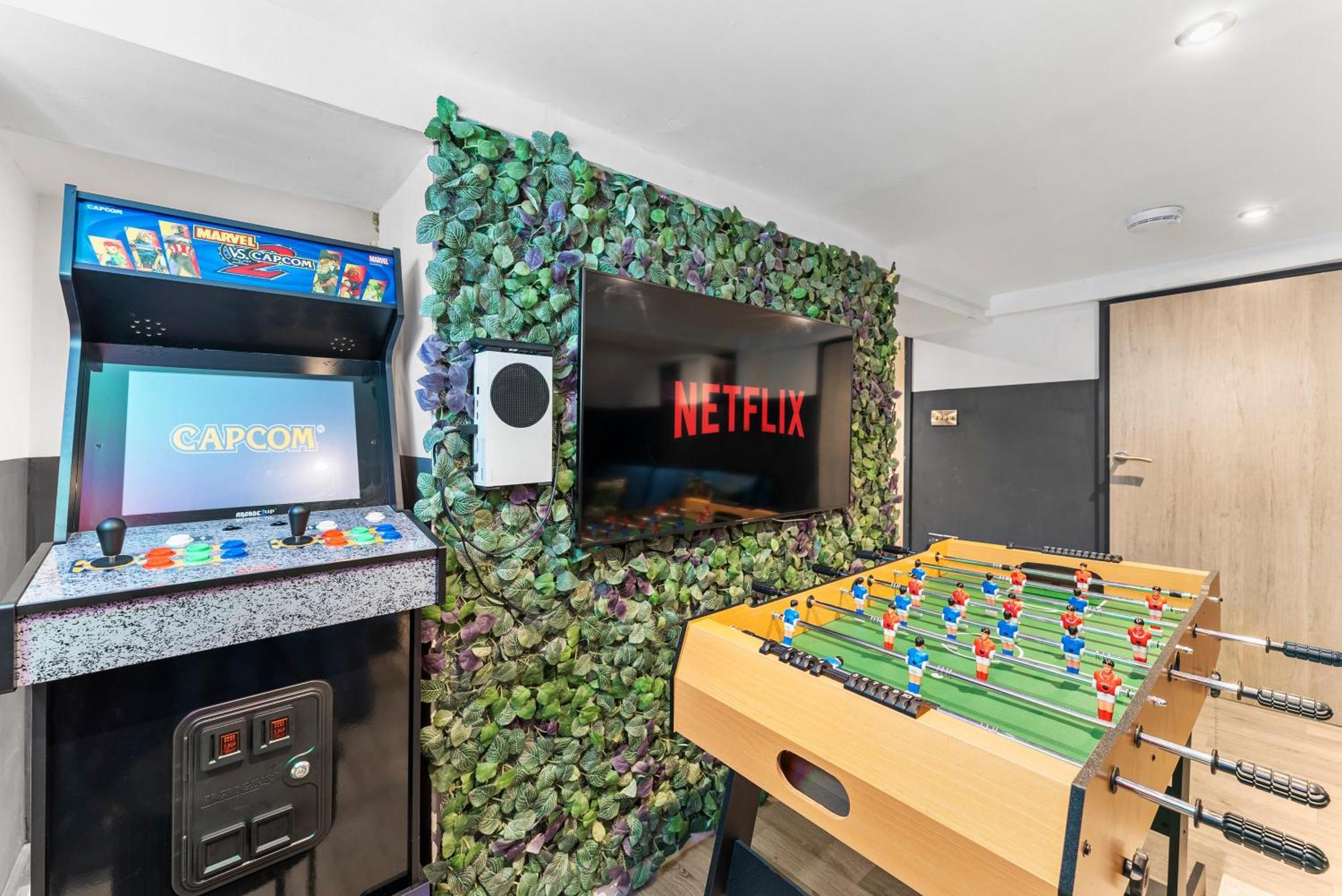 Deluxe 5 Bed In Central Whitby - Parking - Hot Tub 외부 사진
